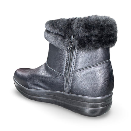 Botín negro dama con peluche acabado cabra M600