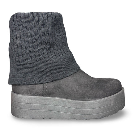 Bota de invierno cálida en negro acabado gamuza M8033