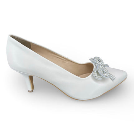 Zapatilla Moño Perlas Dama Plateada Moda 2025