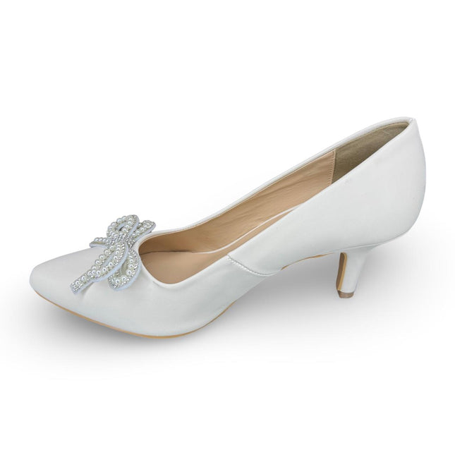 Zapatilla Moño Perlas Dama Plateada Moda 2025