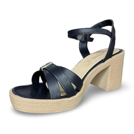 Zapatillas abiertas de tacón negro con diseño de tiras entre lazadas acabado cabra M7353